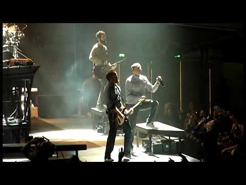 Linkin Park - Dortmund, Germany (2010.10.26; Source 1) - YouTube