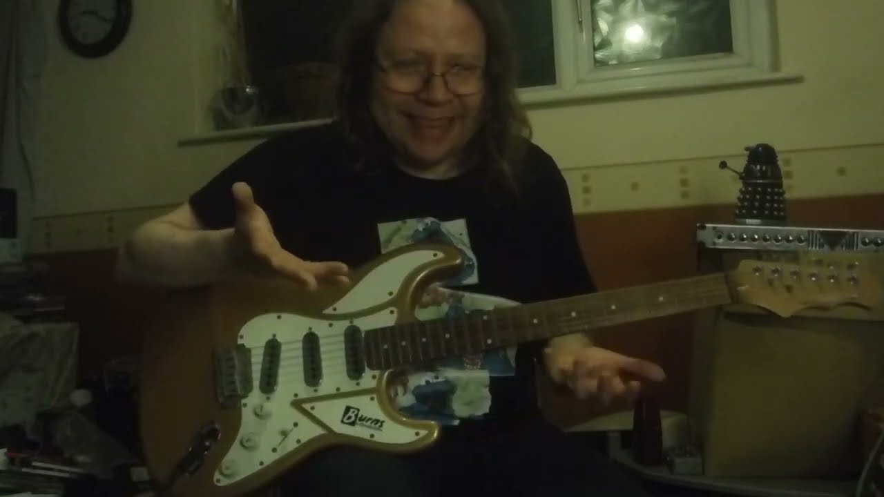 Burns Cobra Guitar with Tri Sonic Pickups - YouTube
