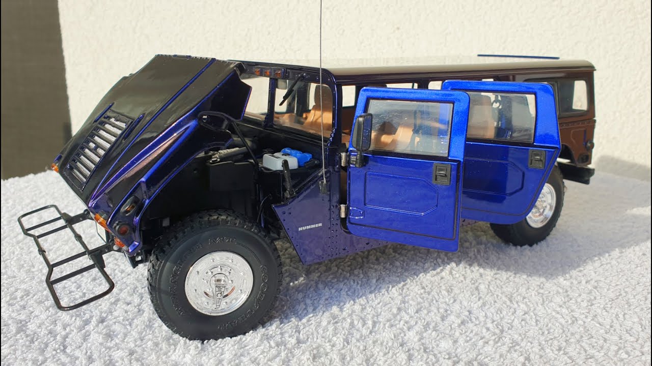 Hummer H1 EXOTO 1995 AM General Humvee 1/18 - Standox Exclusive