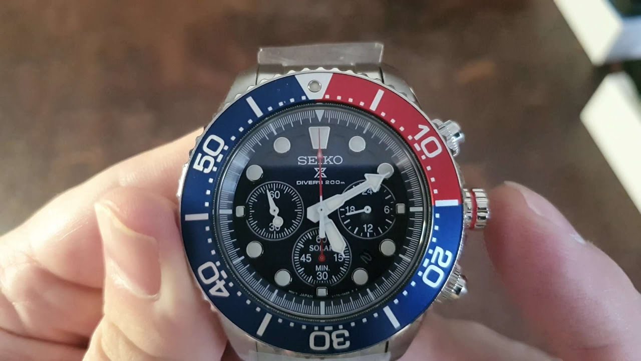 Seiko Prospex Solar Diver's 200m Chronograph, Pepsi bezel, model