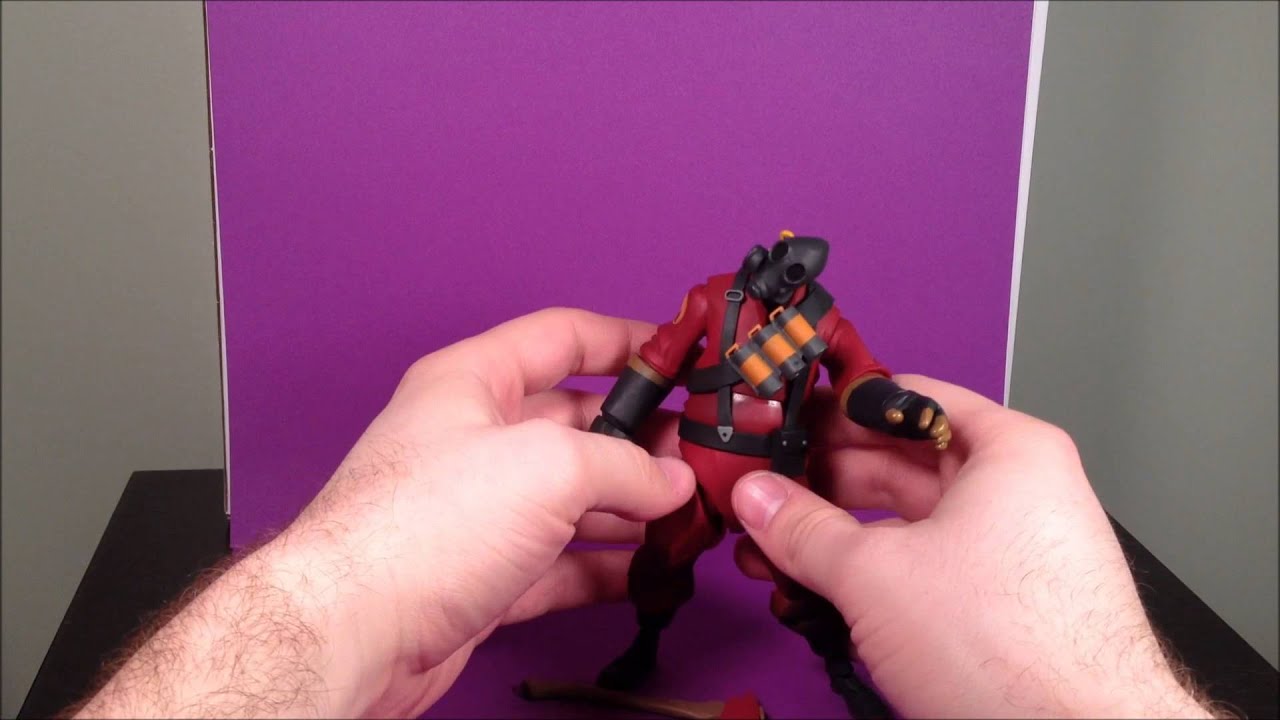 NECA TF2 Pyro Action Figure Review - YouTube