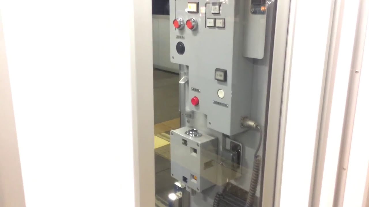 見納め‼︎】小田急4000形車掌スイッチの「鎖状スイッチ」代わりの赤い