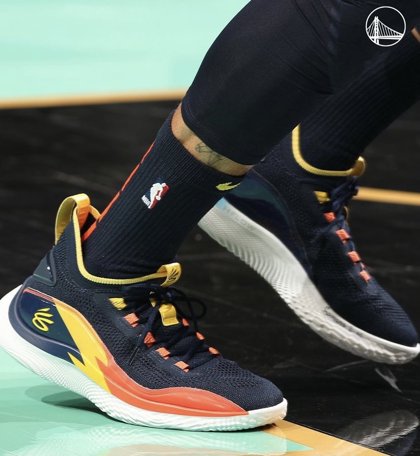 未発売のカリー8 “プレイオフ” サンプルモデル登場！ | 8469スニーカー