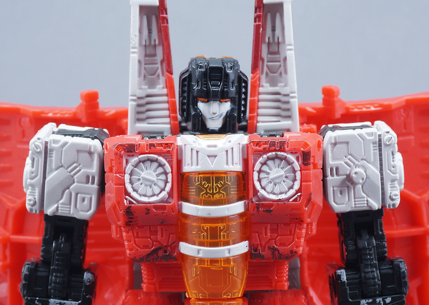 レビュー：TFジェネレーションズ セレクト ディセプティコン レッド