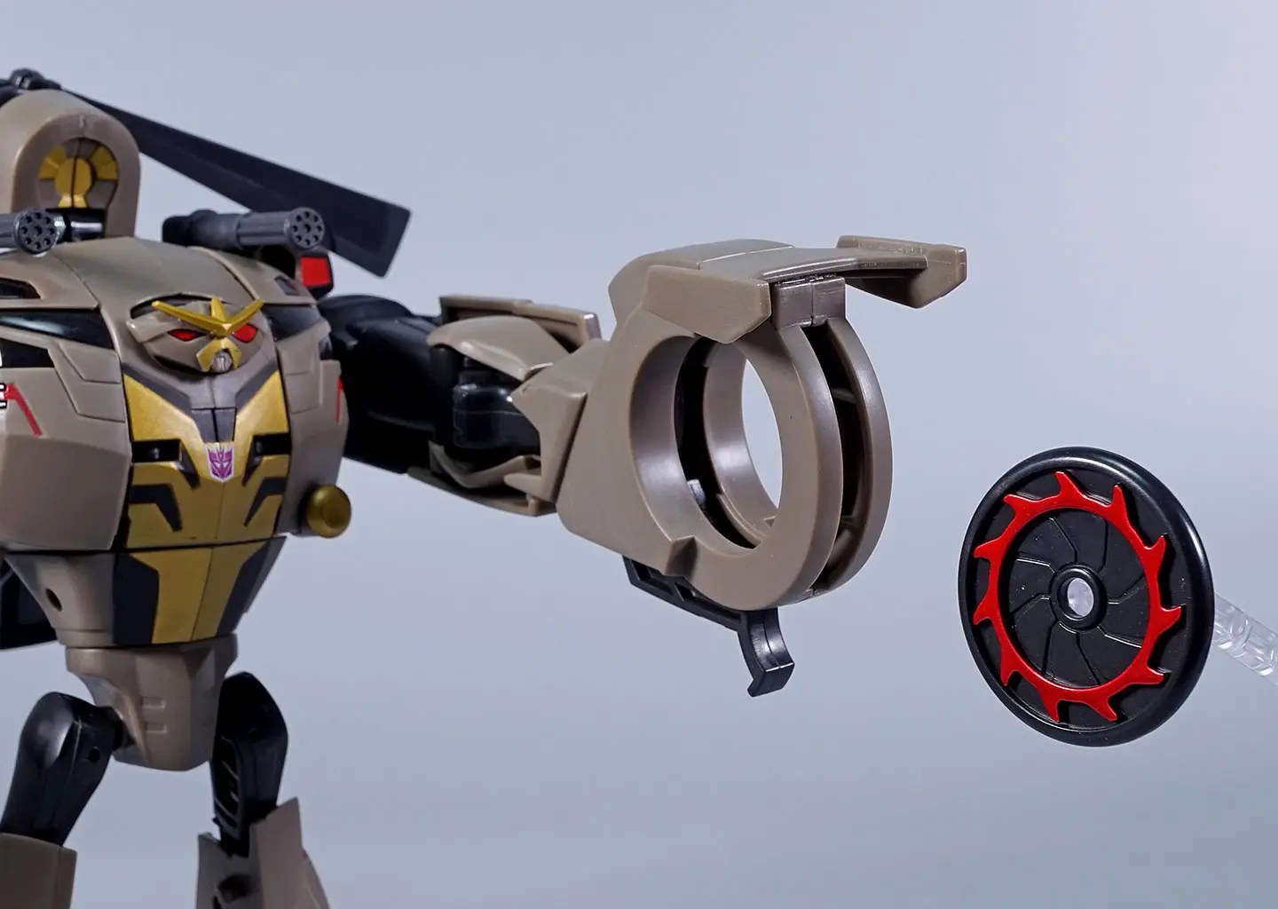 レビュー：TFアニメイテッド TA-20 ブラックアウト | 超偏見超変形