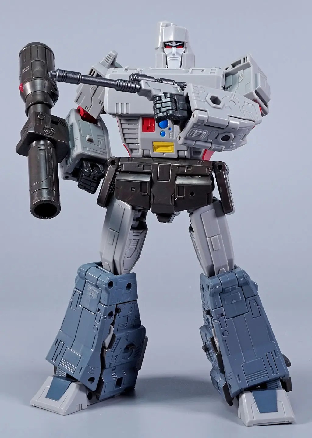 レビュー：TFスタジオシリーズ（海外版） メガトロン | 超偏見超変形