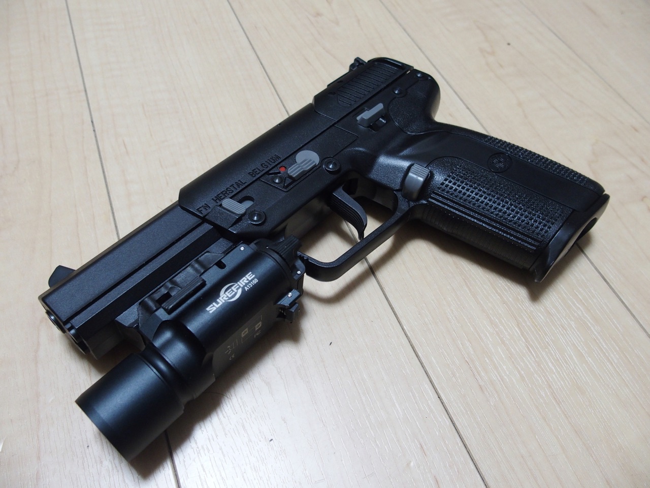 マルシン CO2ガスブローバックハンドガン、FN57を購入 | エボログ