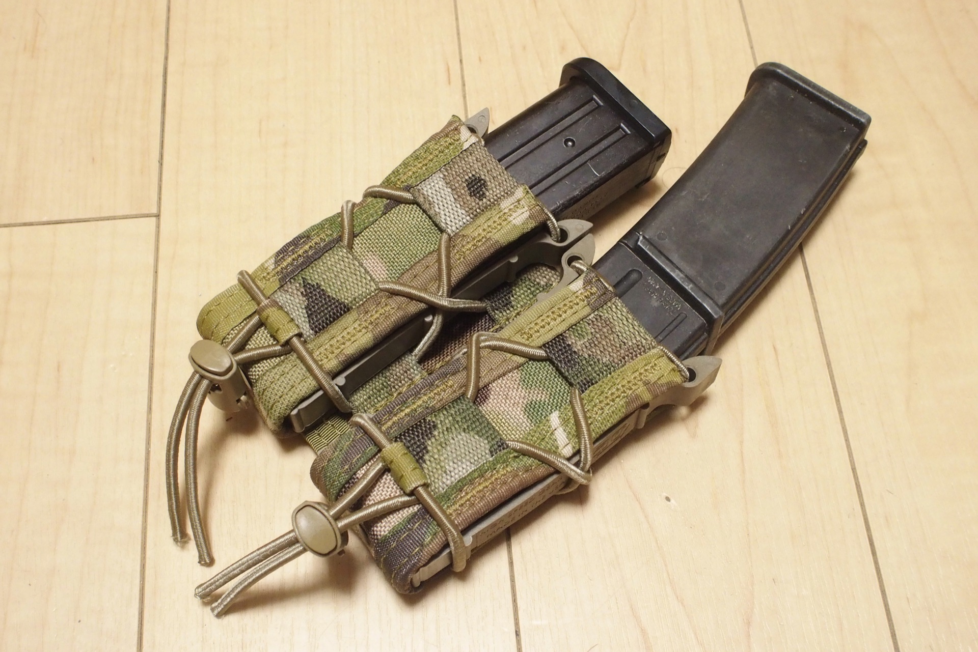 ハイスピードギア ダブル ピストル TACOポーチ(マルチカム)を買いまし