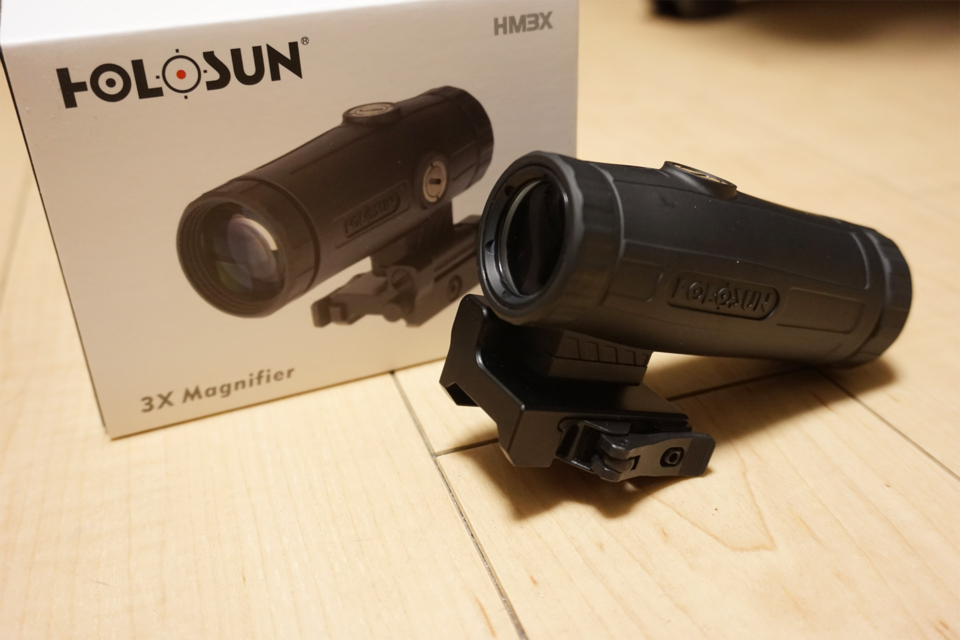 オールマイティに使い勝手の良い、HOLOSUN HM3X マグニファイアの