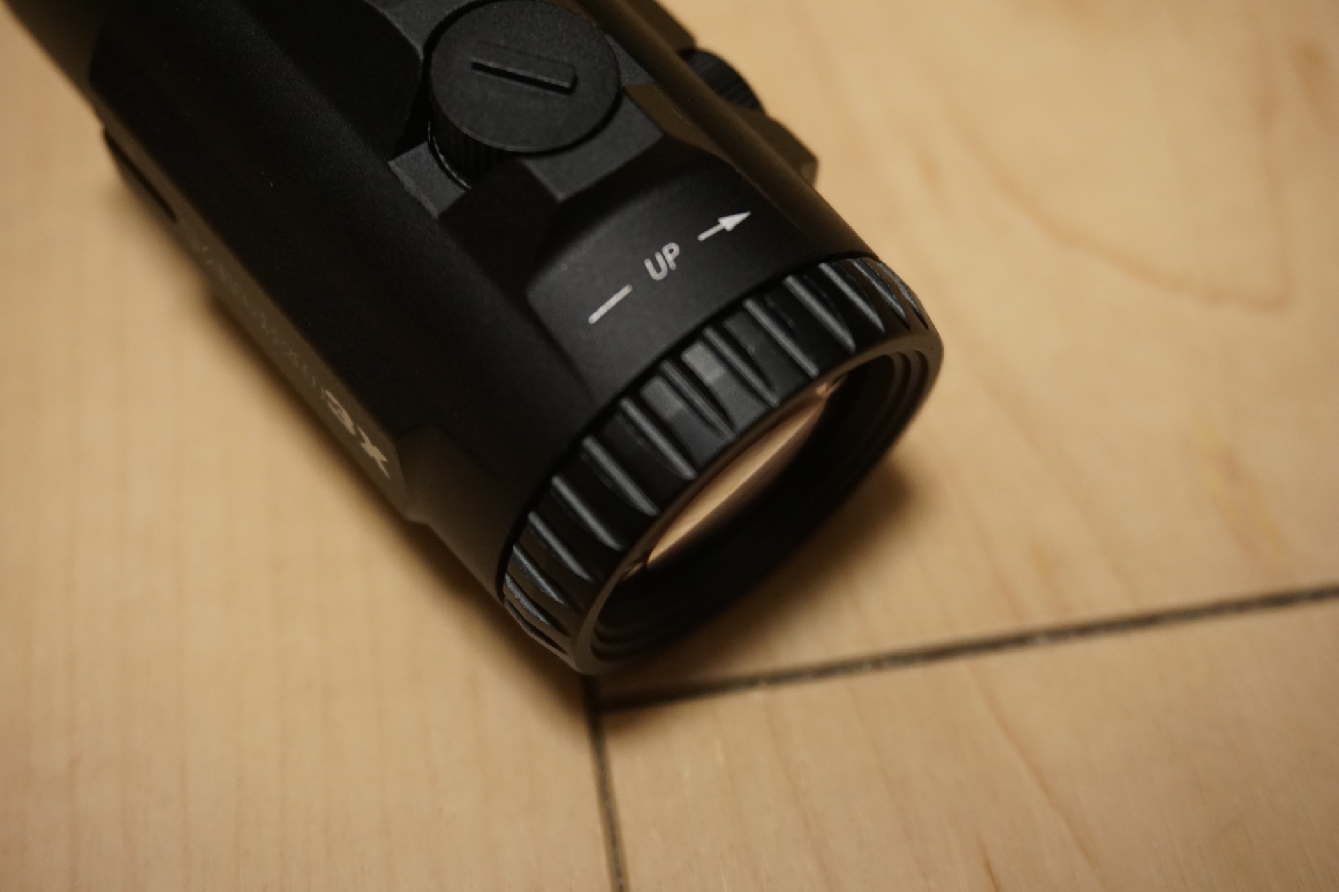 超コンパクトなマグニファイア VORTEX MICRO 3X MAGNIFIERを買ってみた