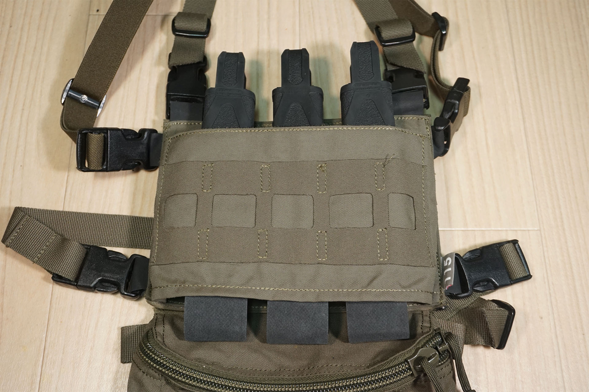 x115xTAYLOR チェストリグ用 マガジンポーチ インサート SMG(MP5,MP7