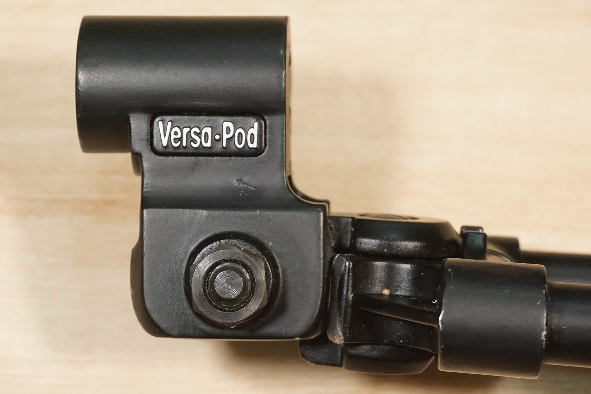 Versa Pod Model 2 Standard 9-12″ Bipod(150-002 )を買いました