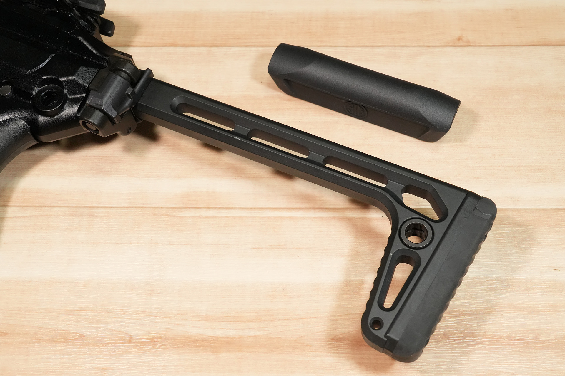 BBT TAC SIG MCX スケルトンストック対応 樹脂ストックライザー（BBT