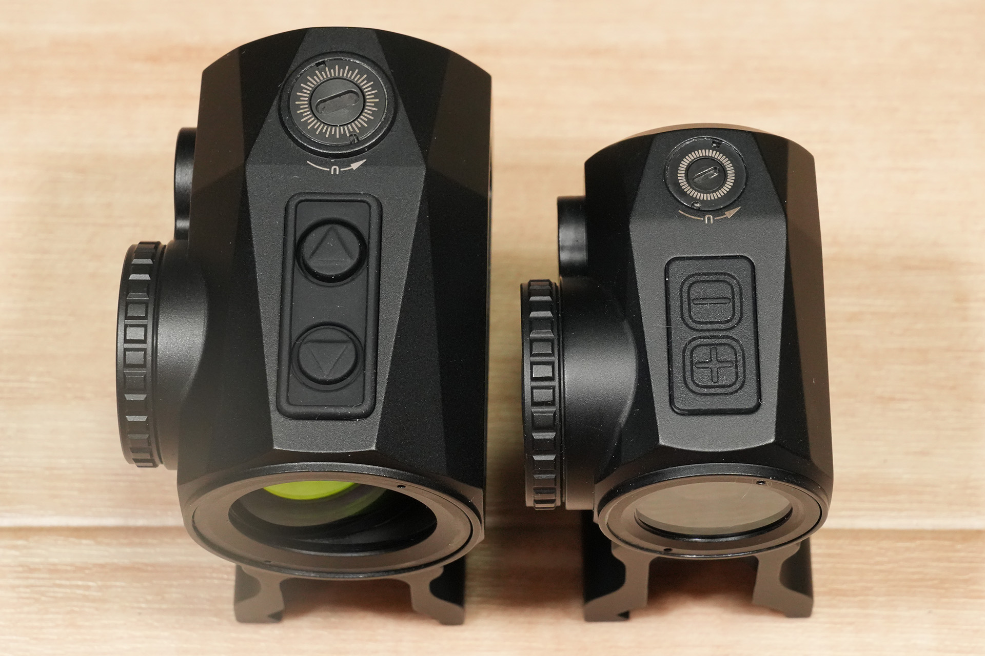 T1サイズを一回り大きくしたドットサイト、Vector Optics SCRAPPER 1