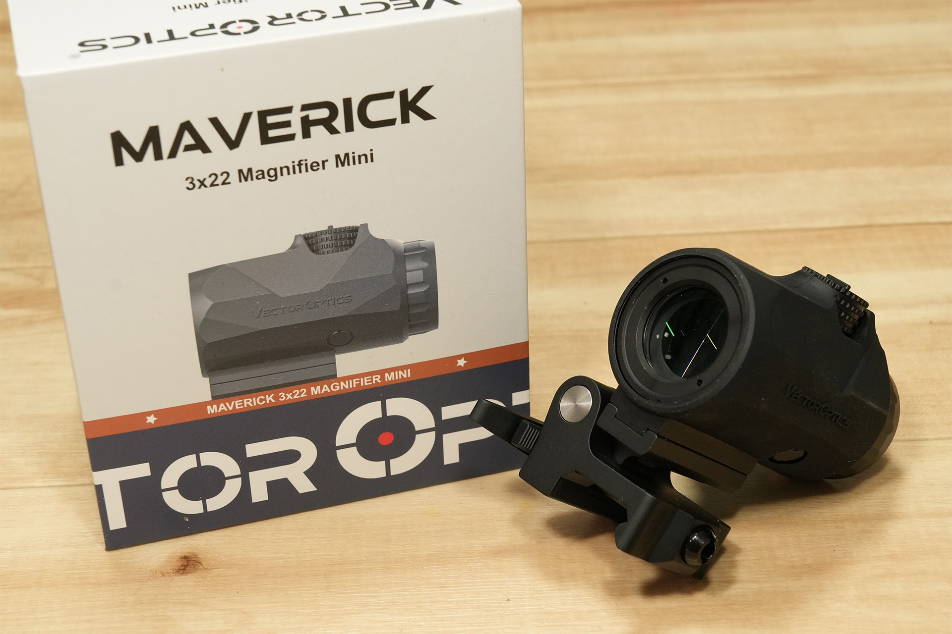 VectorOptics コンパクトマグニファイア、MARVERICK 3×22 Magnifier