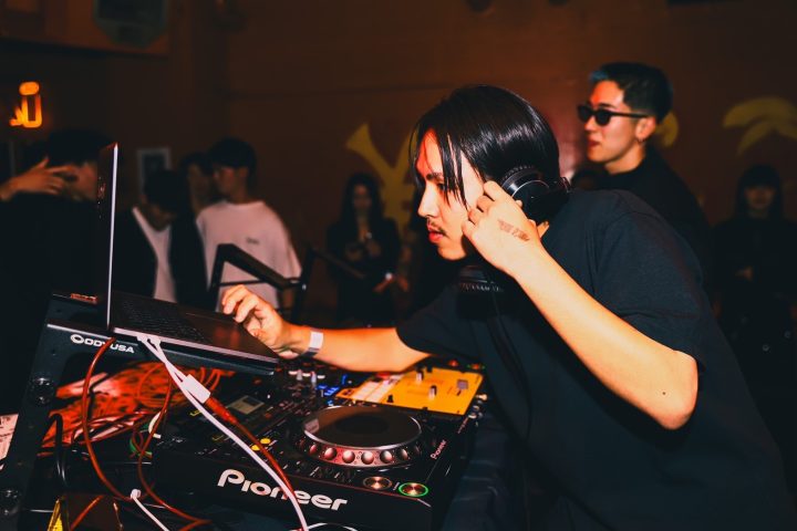 神戸店】今流行りのリムレスメガネについて | STAFF BLOG