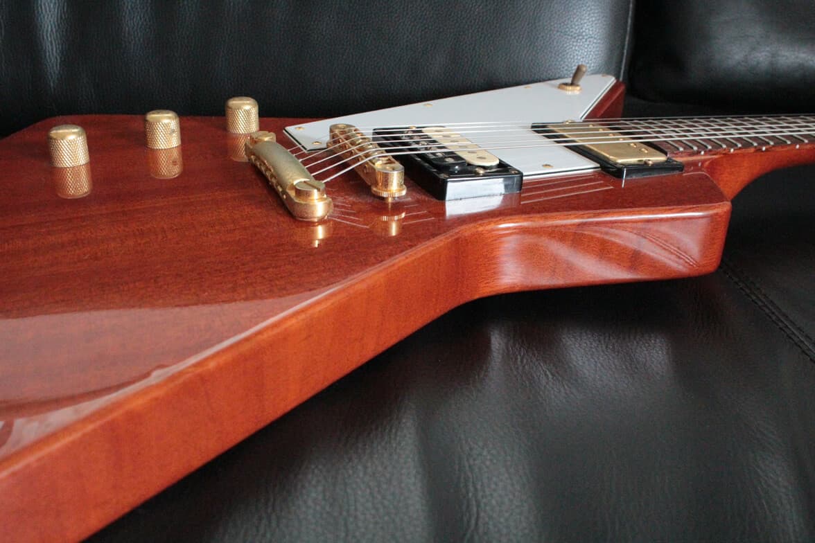 エクスプローラー・タイプのギター特集【エレキギター博士】