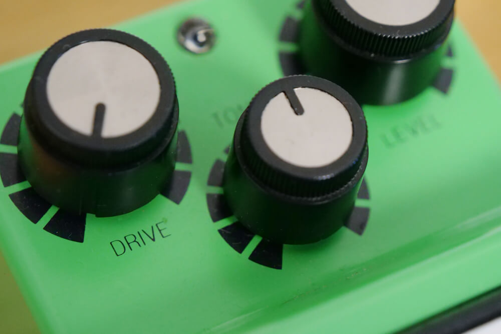 歪みエフェクターのスタンダード「Ibanez TS-9」【エレキギター博士】