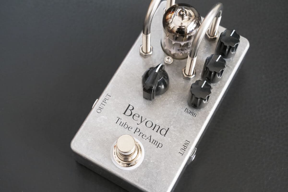 真空管の恩恵》話題のエフェクターブランド「beyond」【エレキギター博士】