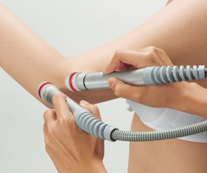 スーパーライザー 近赤外線照射 星状神経節 | 鹿児島を代表する老舗