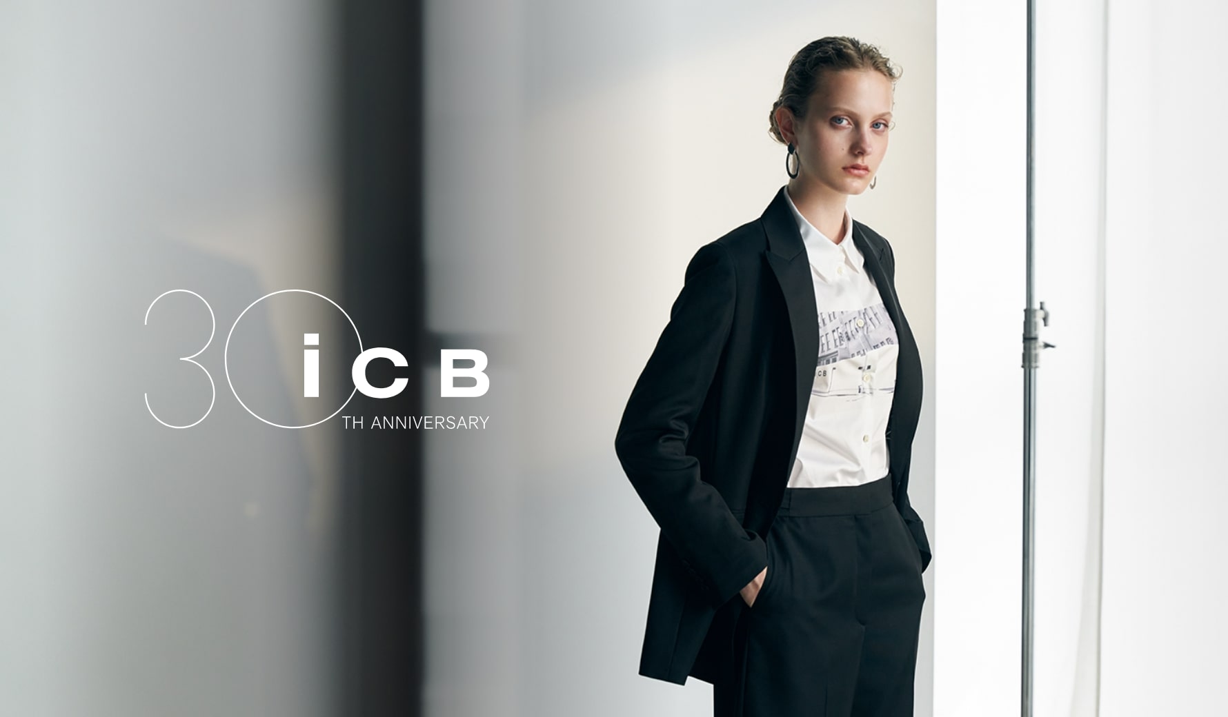 美品 ICB セットアップスーツ 11号 Lサイズ ダークネイビー ストライプ