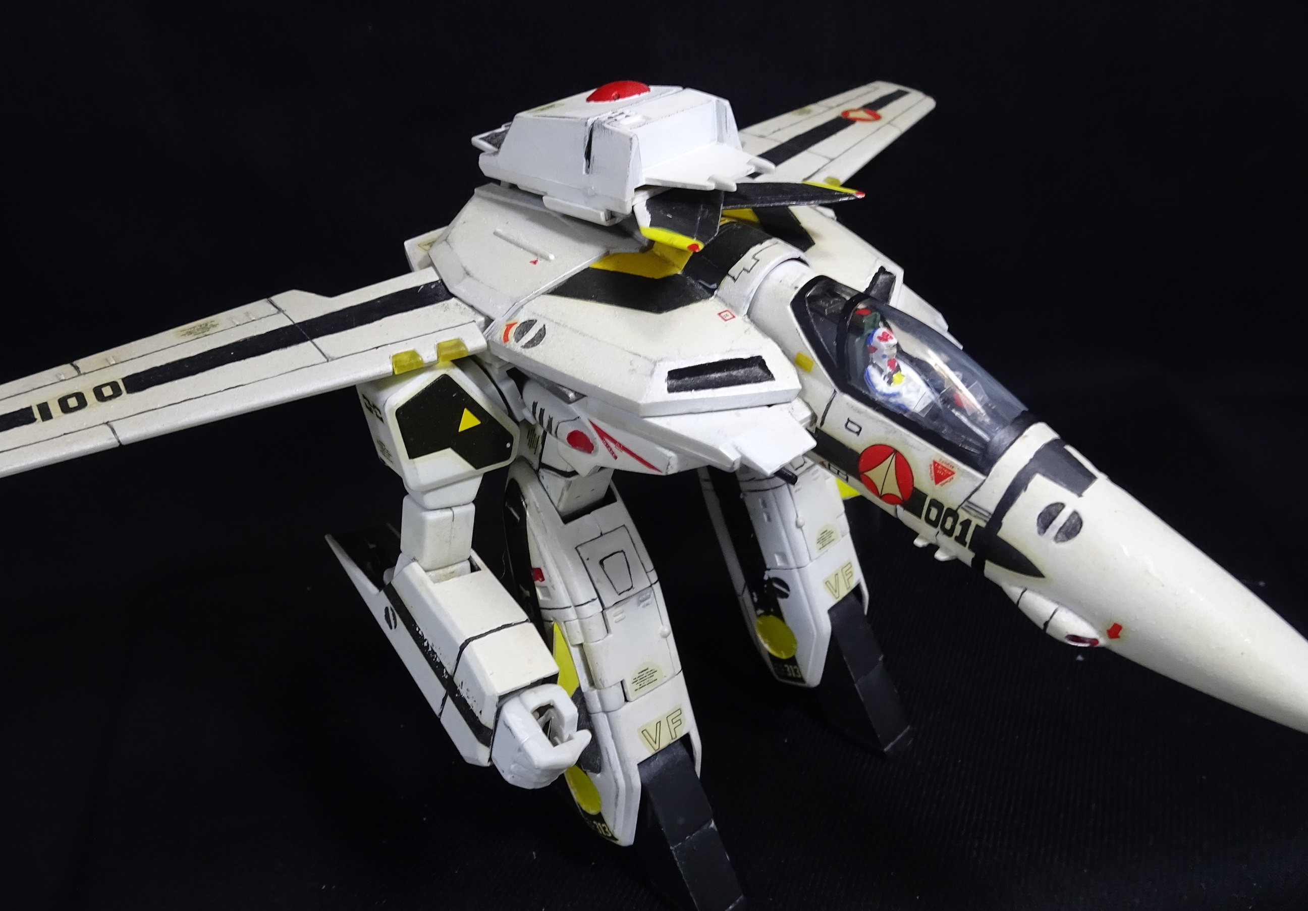 マクロス 旧キット イマイ版(たぶん)VF-1S 1/72 可変バルキリー発掘