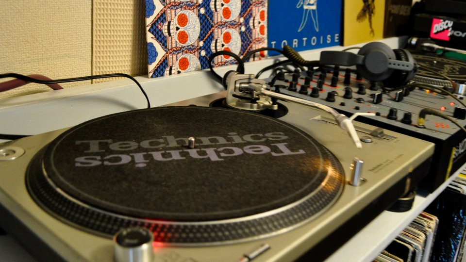 あなたのレコードプレーヤーは大丈夫？ターンテーブルの調整と