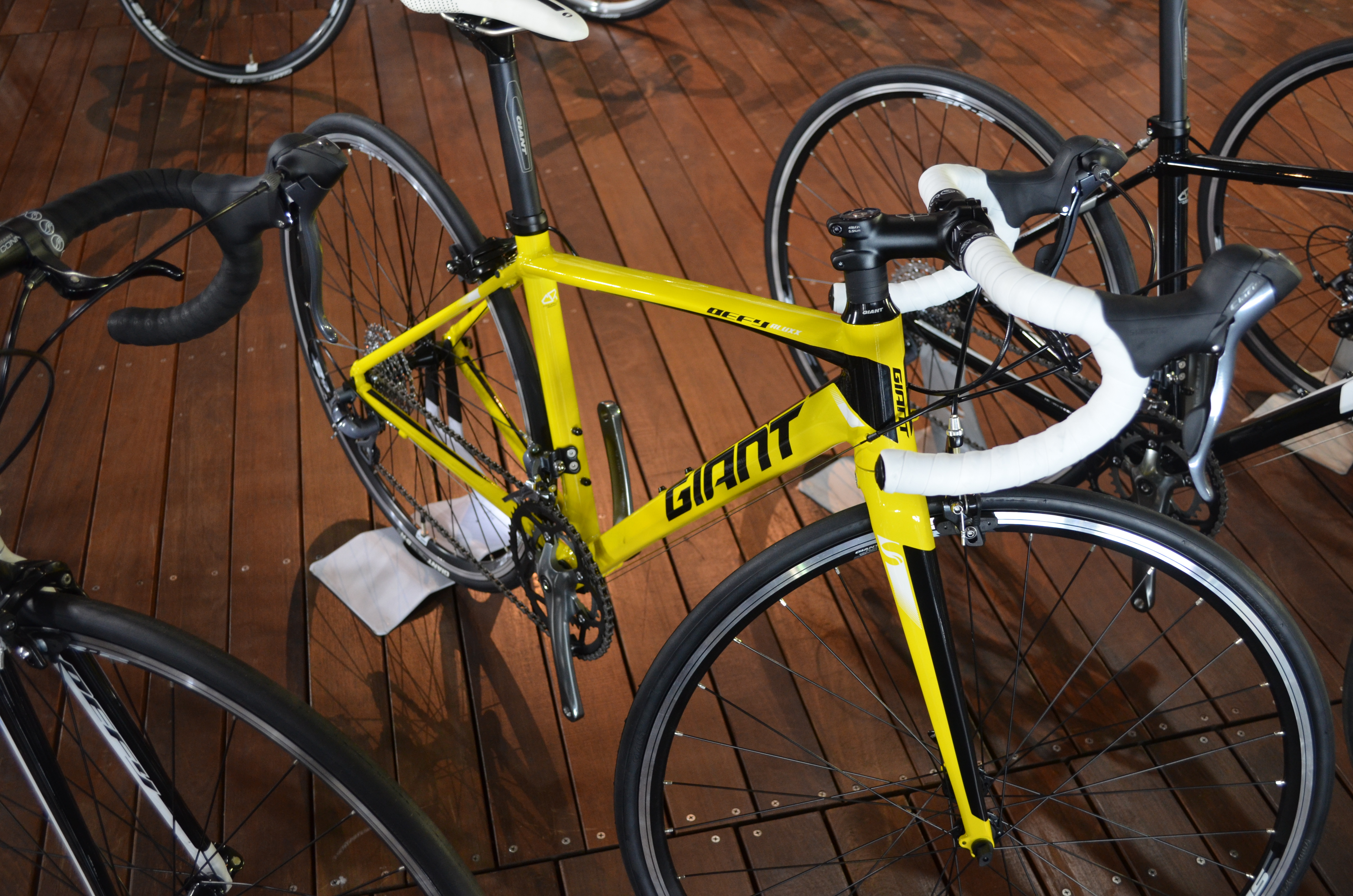 2015年モデル GIANT おすすめロードバイク ご予算10万円以内なら