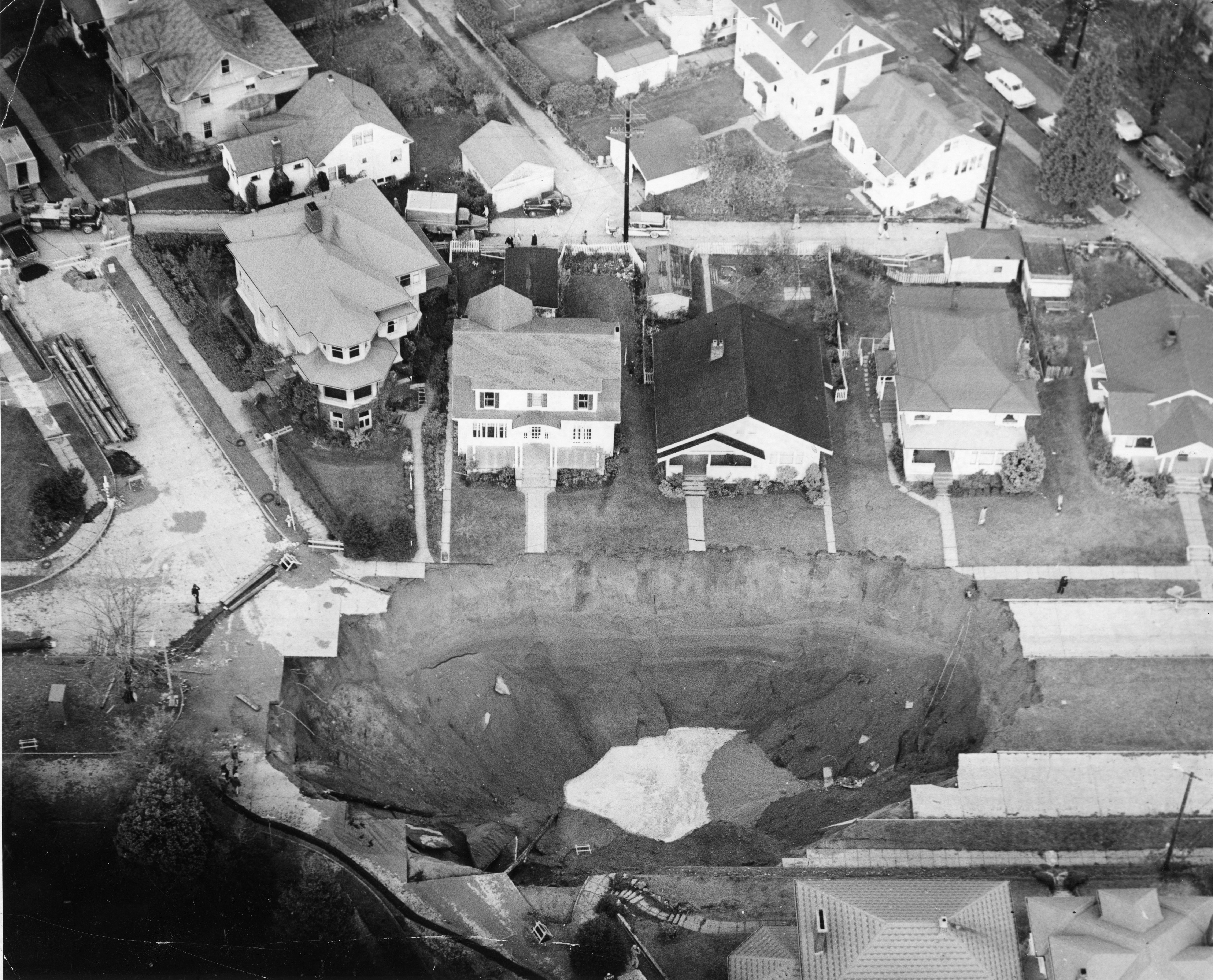 Quirky tale #10: Sinking an unexpected hole | Seattle Now & Then