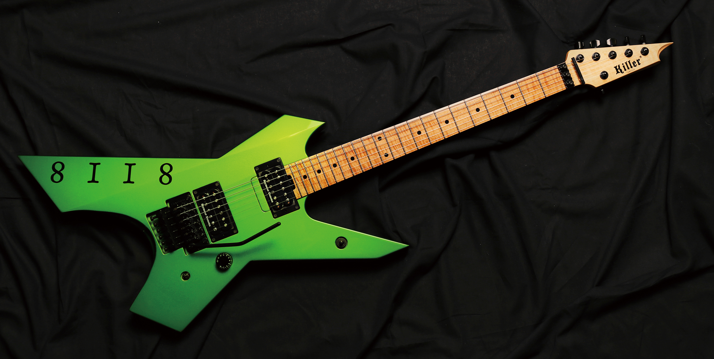 高崎 晃本人のギターを弾かせていただきました！