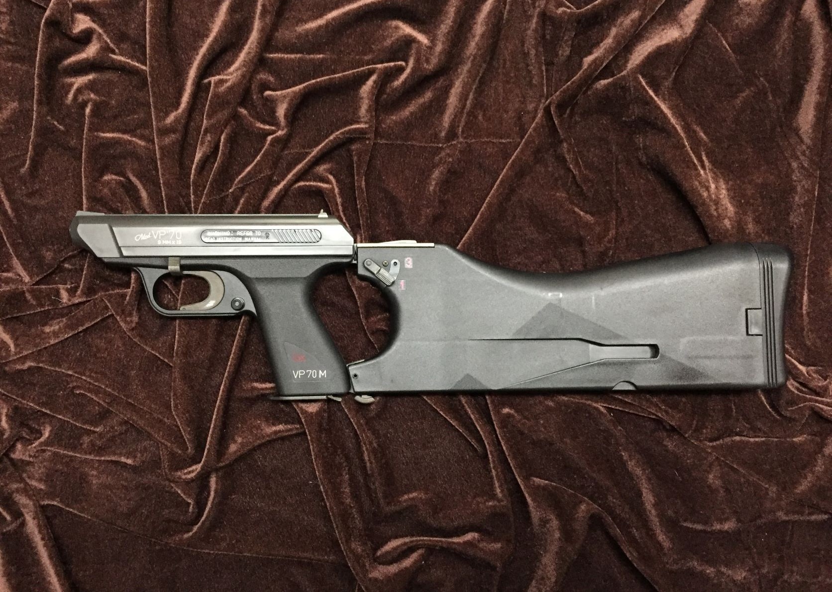 タニオコバ H&K VP-70M ガスブローバックハンドガンの修理をさせて頂き