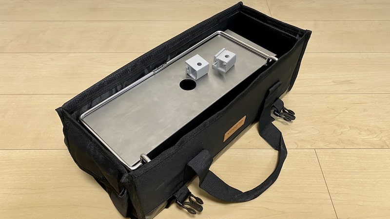 IGT規格のハーフユニット天板・ステンボックスをまとめて収納