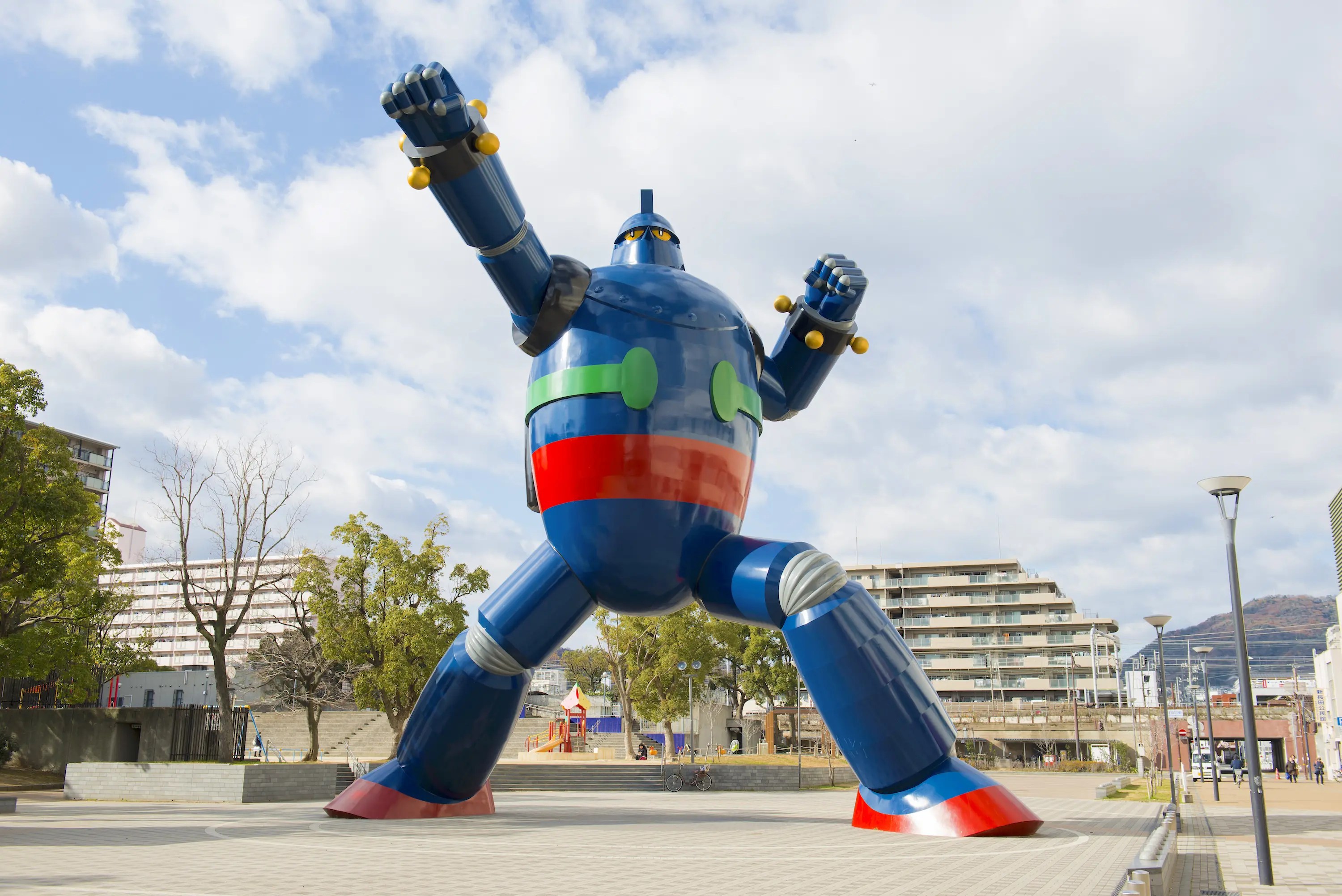 鉄人28号モニュメント | ニッポン旅マガジン