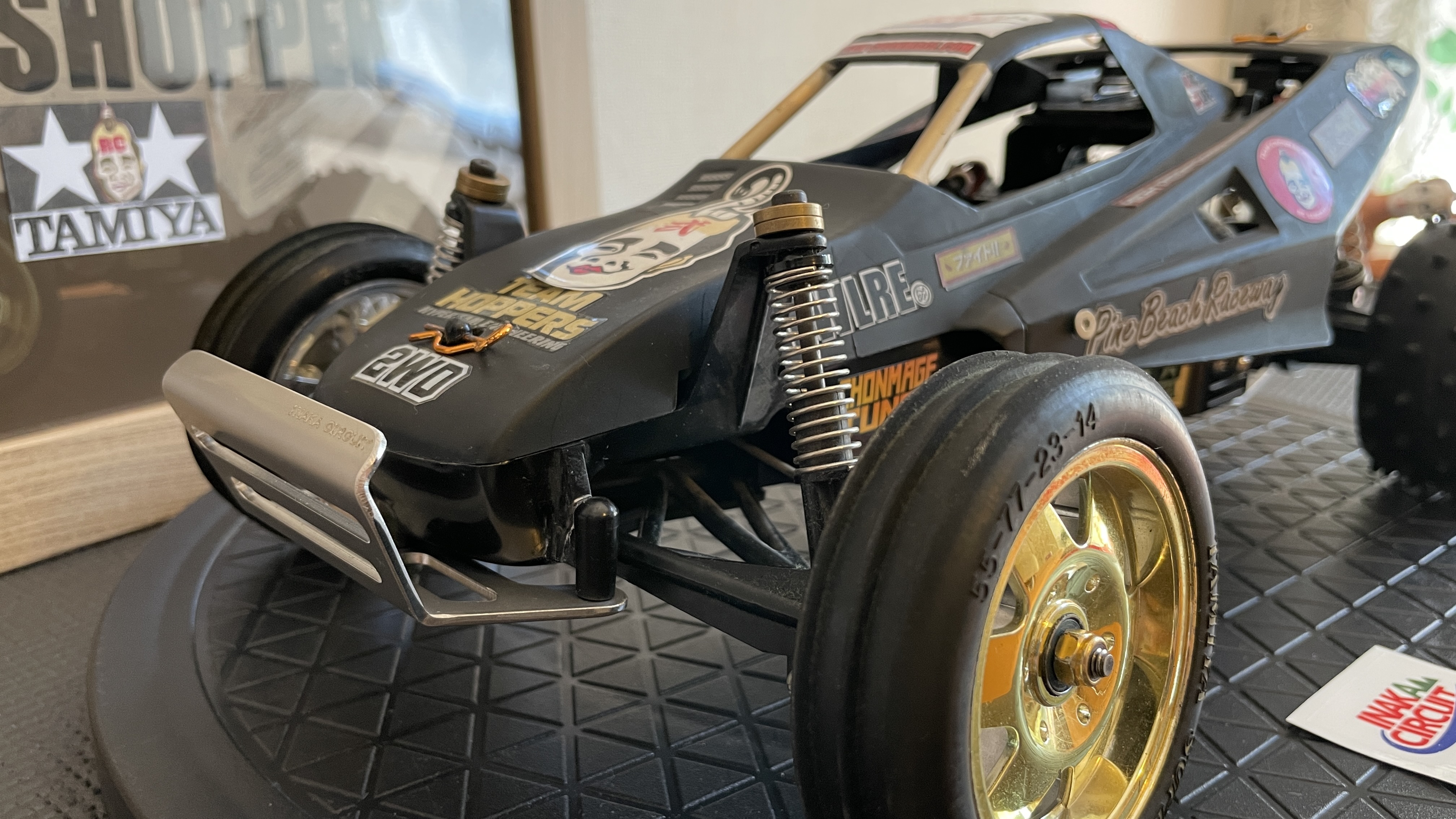 タミヤ復刻ラジコンを簡単にかっこよくカスタムするパーツ紹介