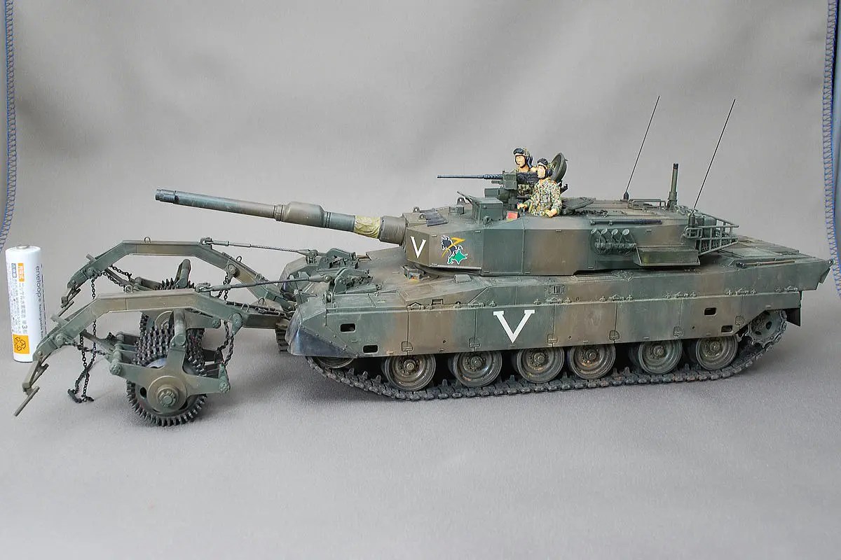 90式戦車 92式地雷処理ローラ装備 陸上自衛隊 タミヤ 1/35 組立と塗装