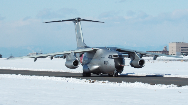 カワサキか・・・じゃない？生まれの違う2機のC-1 | HARUKAZE