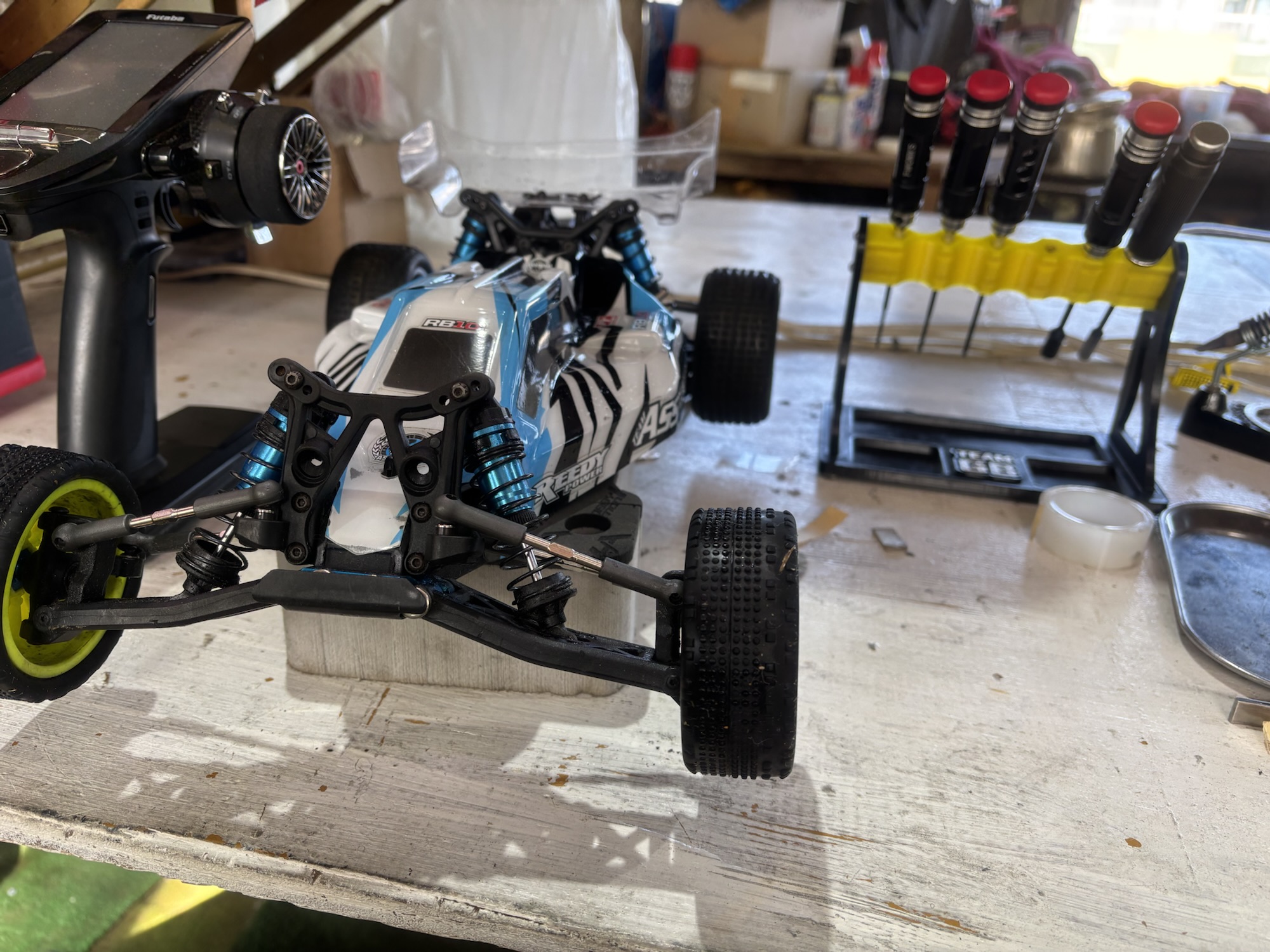 コラム】パパ氏、アソシエイテッドRB10に昂る【GB】｜MetabonZ ラジコン部