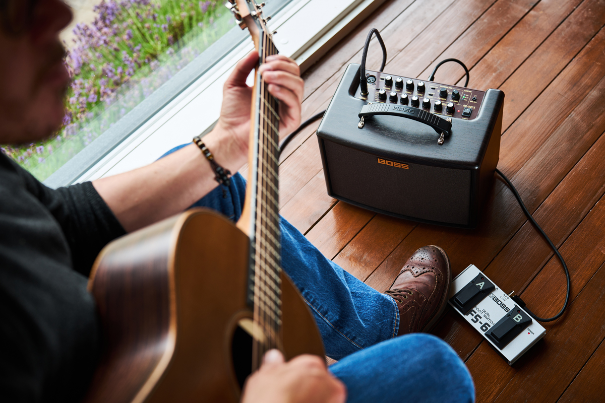 BOSSから新製品アコギ用アンプ「AC-22LX」 – GuitarQuest イシバシ楽器