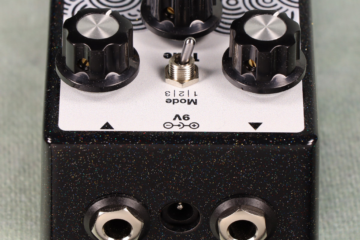 EarthQuaker Devices 「Plumes Black Sparkle」イシバシ楽器限定