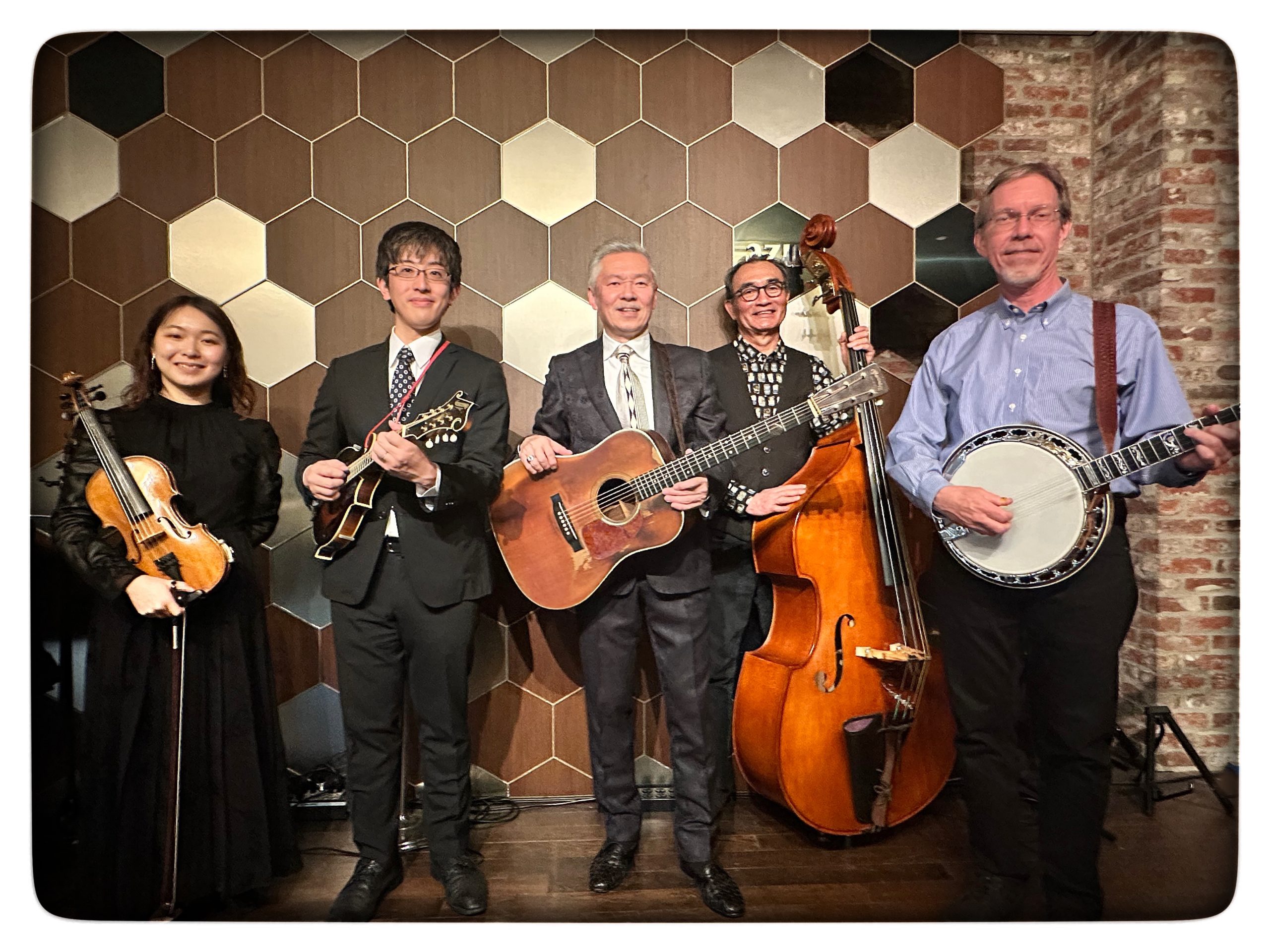 The Bluegrass Ramble – Office White Oak