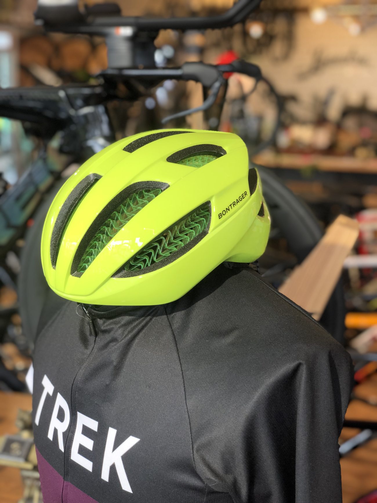 BONTRAGER Wavecel ヘルメットの秘密！！ – 滋賀-守山 ロード・クロス