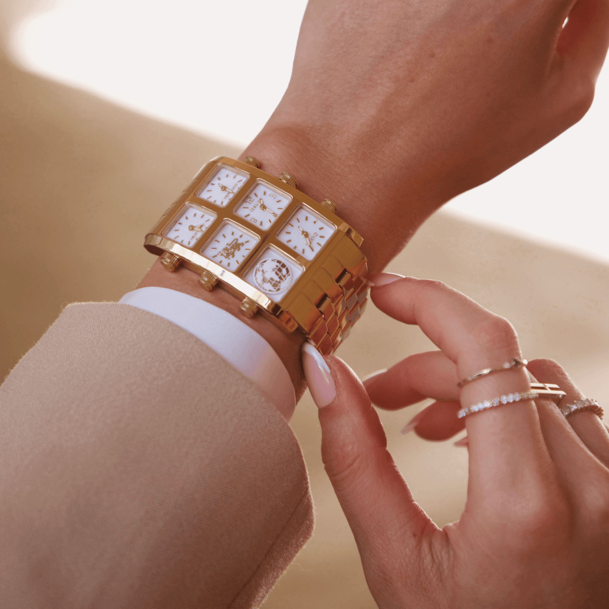 Women's Generation 6TZ Mai Multi-Time Zone Watch - IceLink