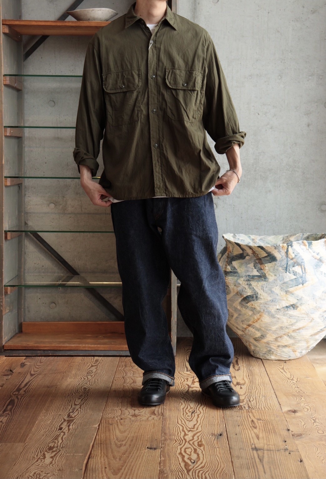 COMOLI / ベタシャンのススメ | IDEAL