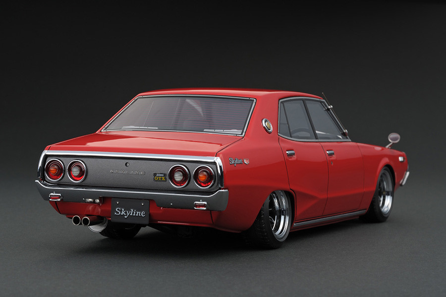 IG0972 1/18 Nissan Skyline 2000 GT-X (GC110) Red | LINE UP | [公式