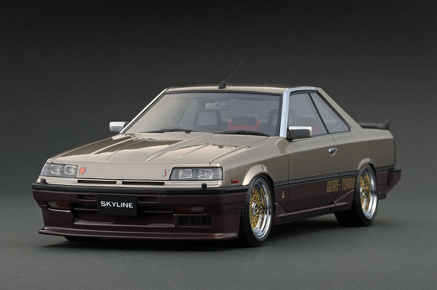 IG0993 1/18 Nissan Skyline 2000 RS-X Turbo-C (R30) Silver/Red