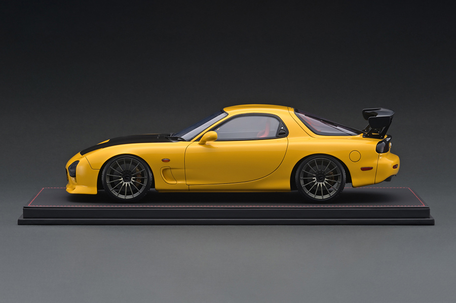 IG1838 1/12 Mazda RX-7 (FD3S) Mazda Speed Aspec Yellow With Engine