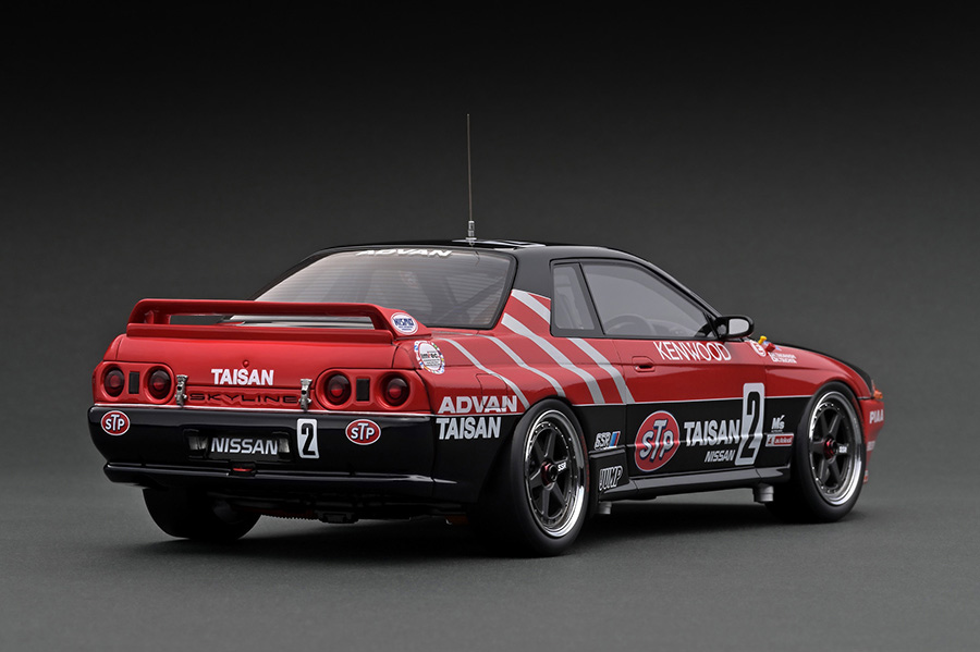 IG2423 1/18 STP TAISAN GT-R (#2) 1992 JTC With Engine | LINE UP