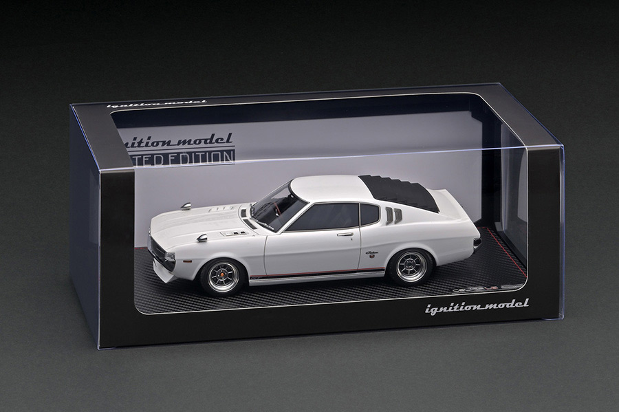 IG2605 1/18 Toyota Celica 1600GT LB (TA27) White With Engine