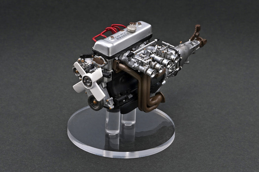 IG2708 1/18 DATSUN Fairlady 2000 (SR311) White With Engine | LINE