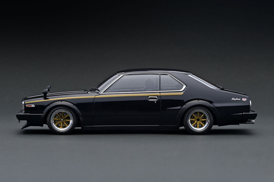 IG2164 1/18 Nissan Skyline 2000 GT-ES (C210) Black | LINE UP